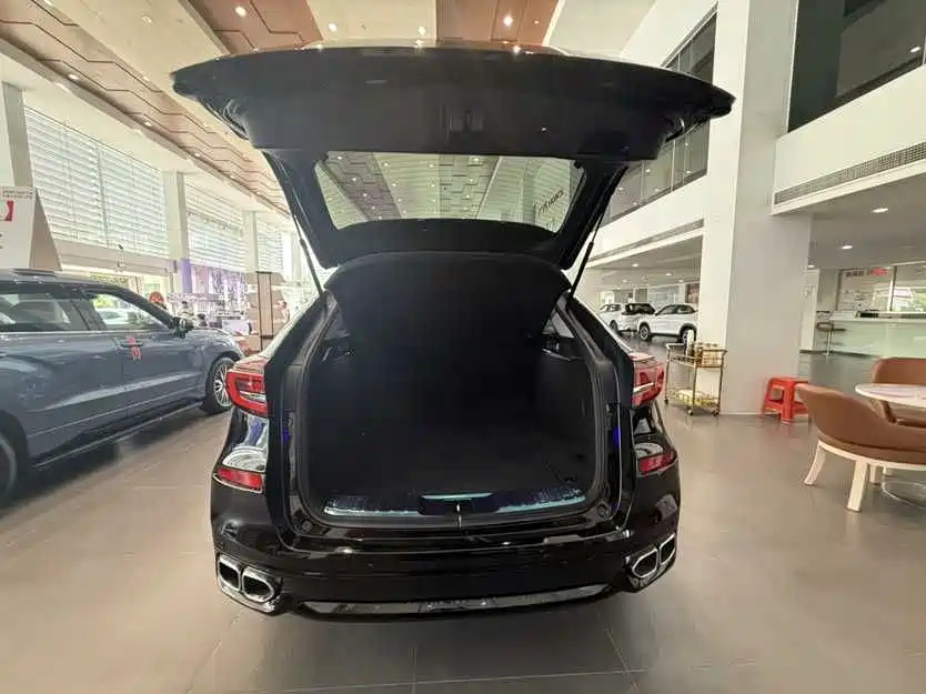 HONDA AVANCIER 2020