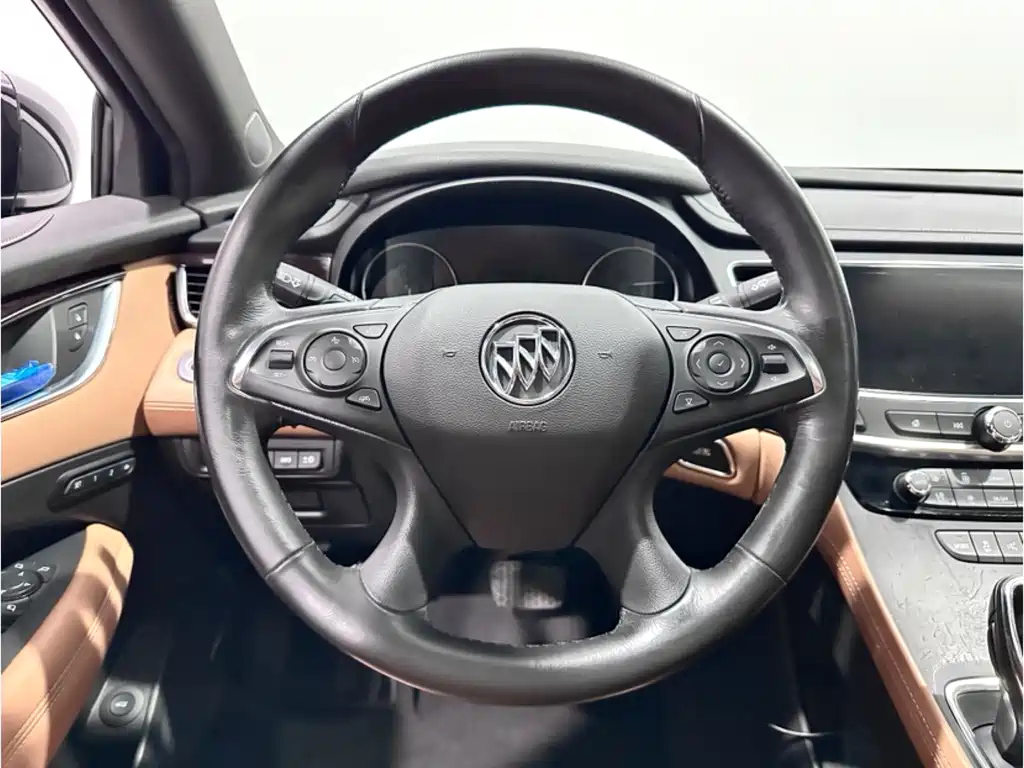 BUICK LACROSSE 2017