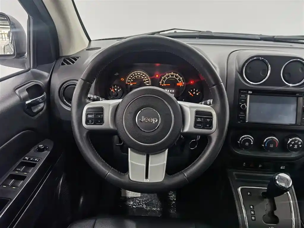 JEEP COMPASS IMPORT 2015