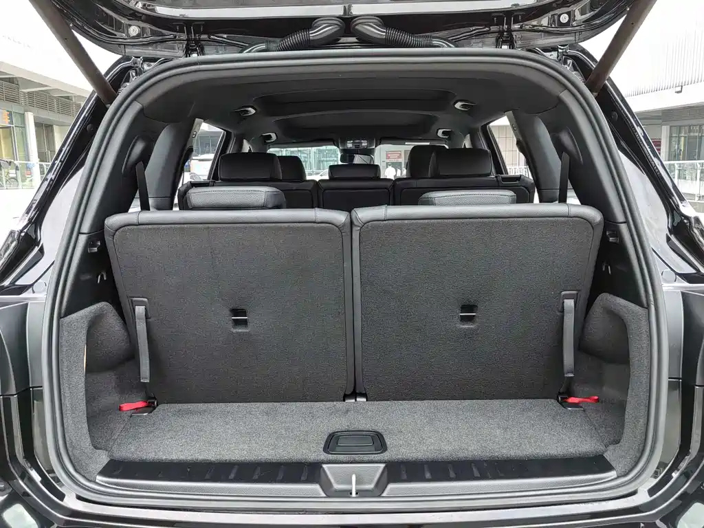 MERCEDES BENZ GLB 2023
