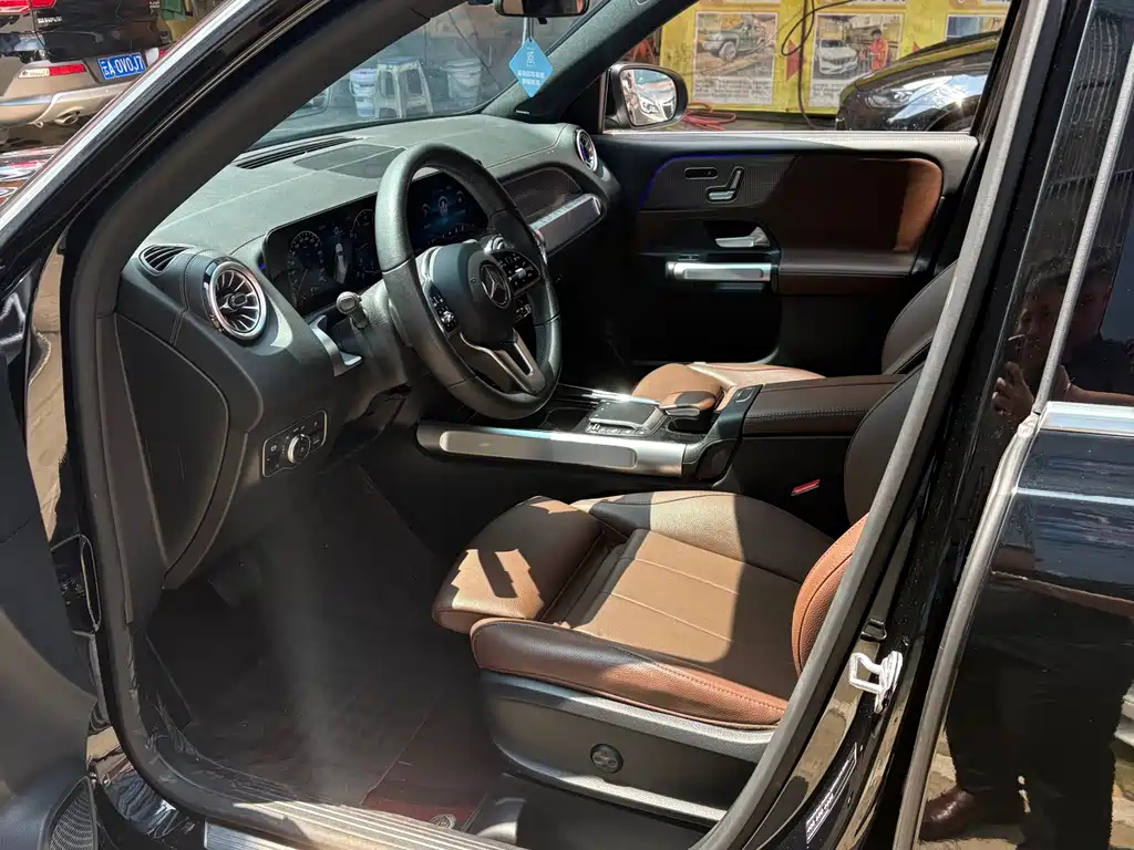 MERCEDES BENZ GLB 2020