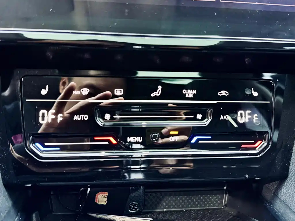 VOLKSWAGEN MAGOTAN 2022