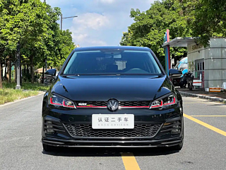 VOLKSWAGEN GOLF 2017