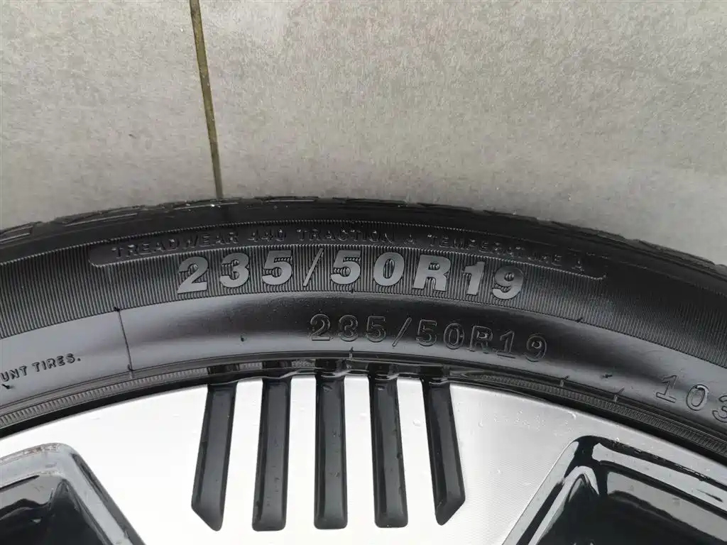 FORD EQUATOR SPORT 2025
