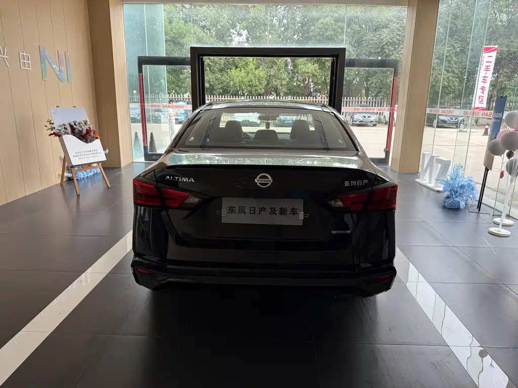 NISSAN TEANA 2021