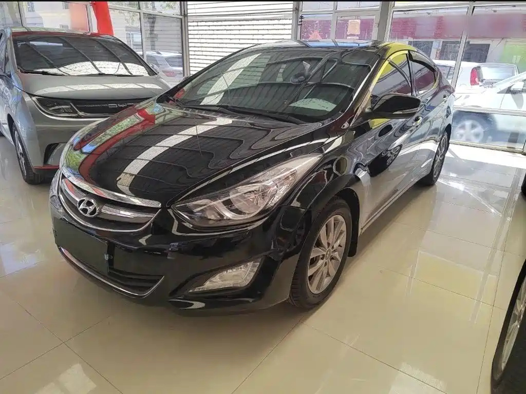 HYUNDAI ELANTRA 2015