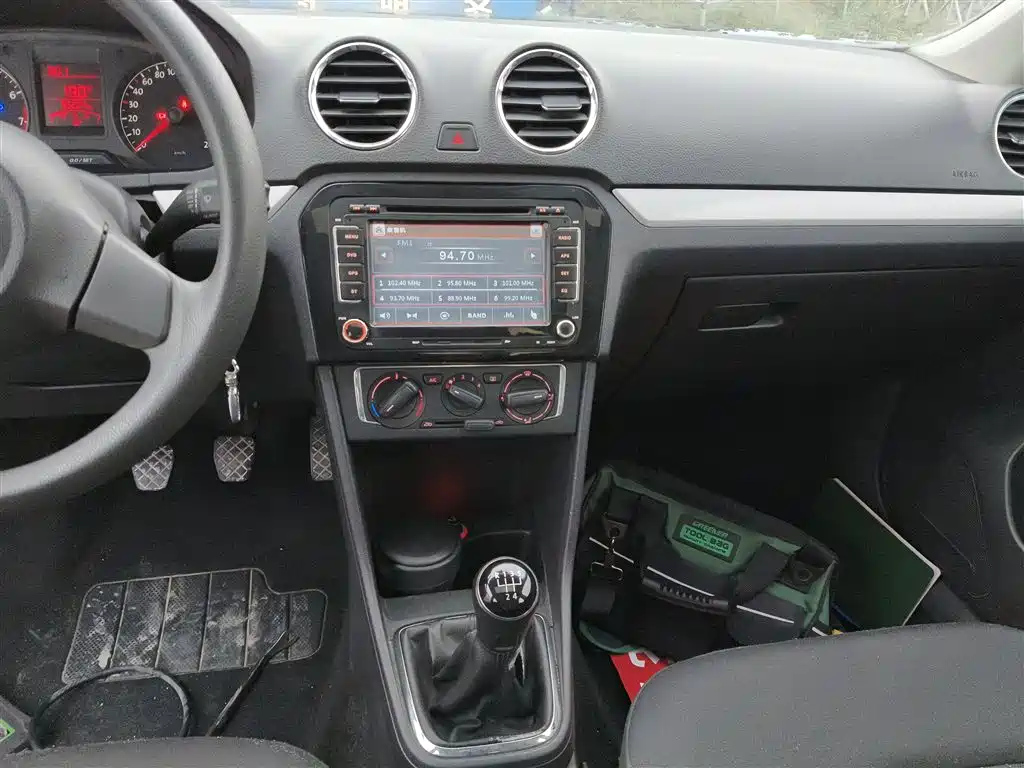 VOLKSWAGEN JETTA 2015