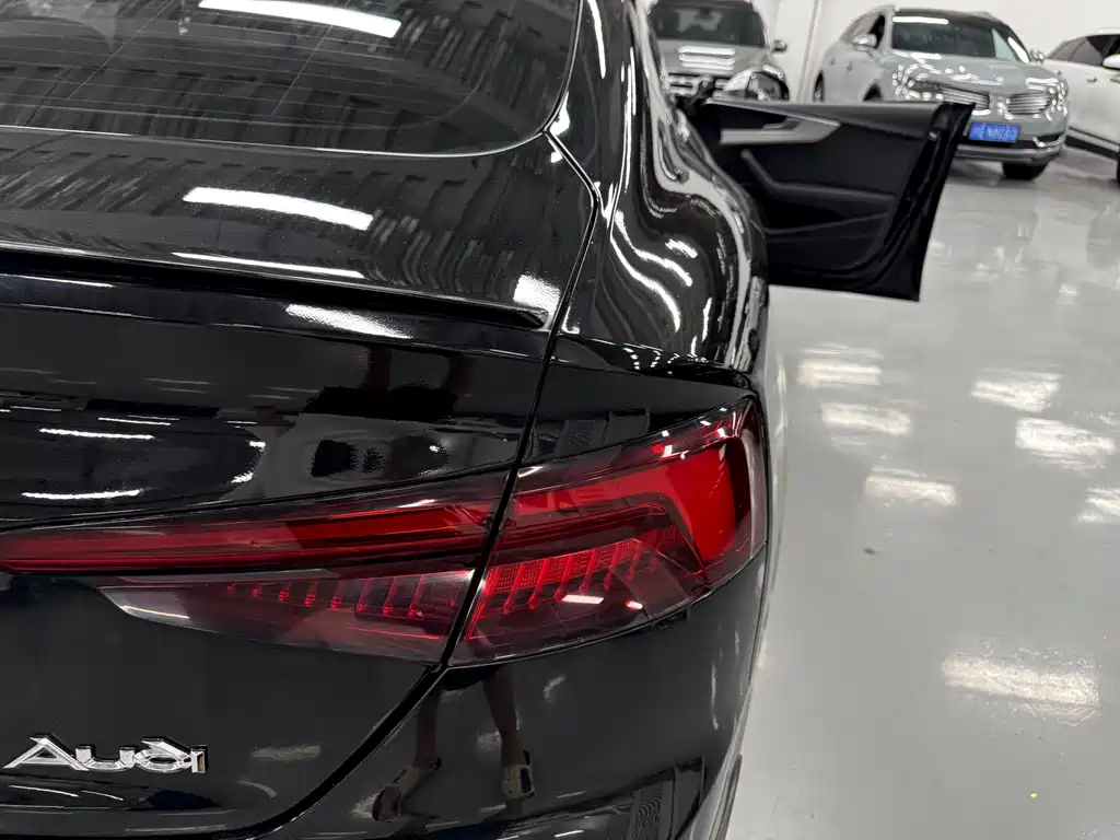 AUDI A5 2017