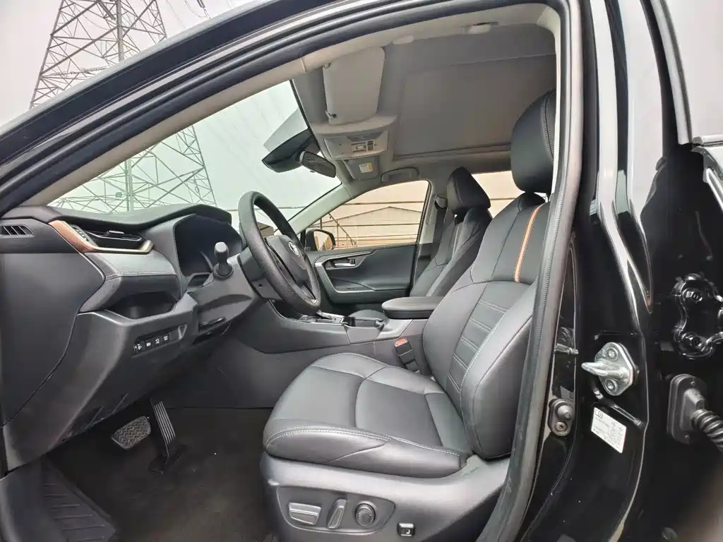 TOYOTA WILDLANDER 2025