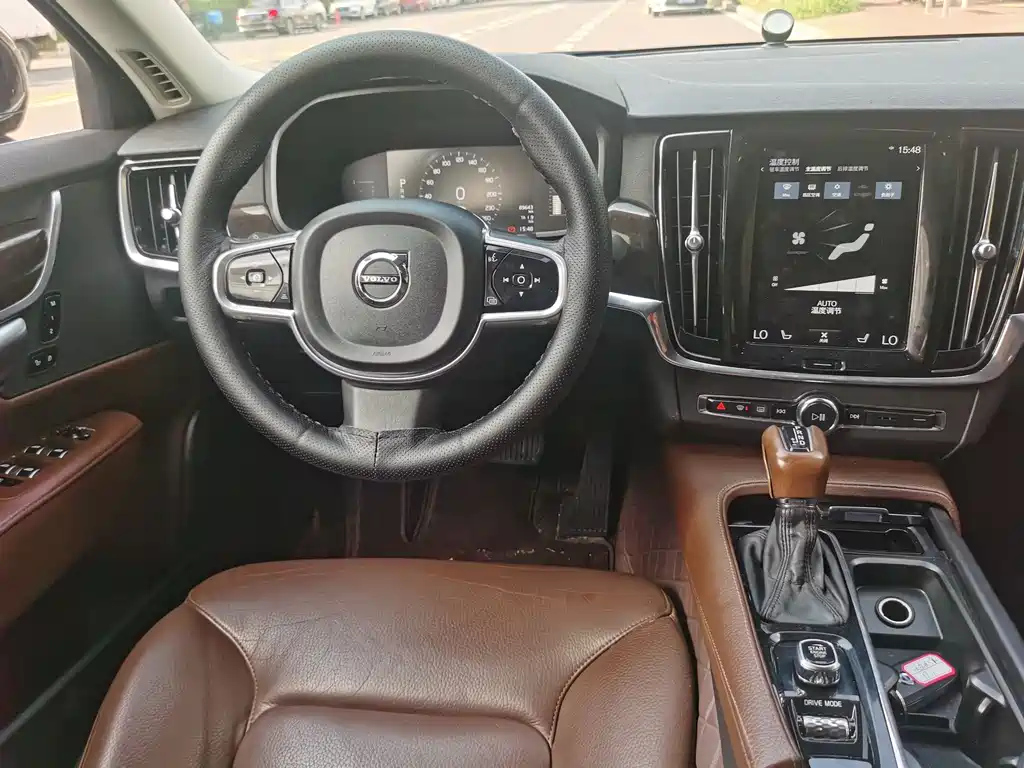 VOLVO S90 2018