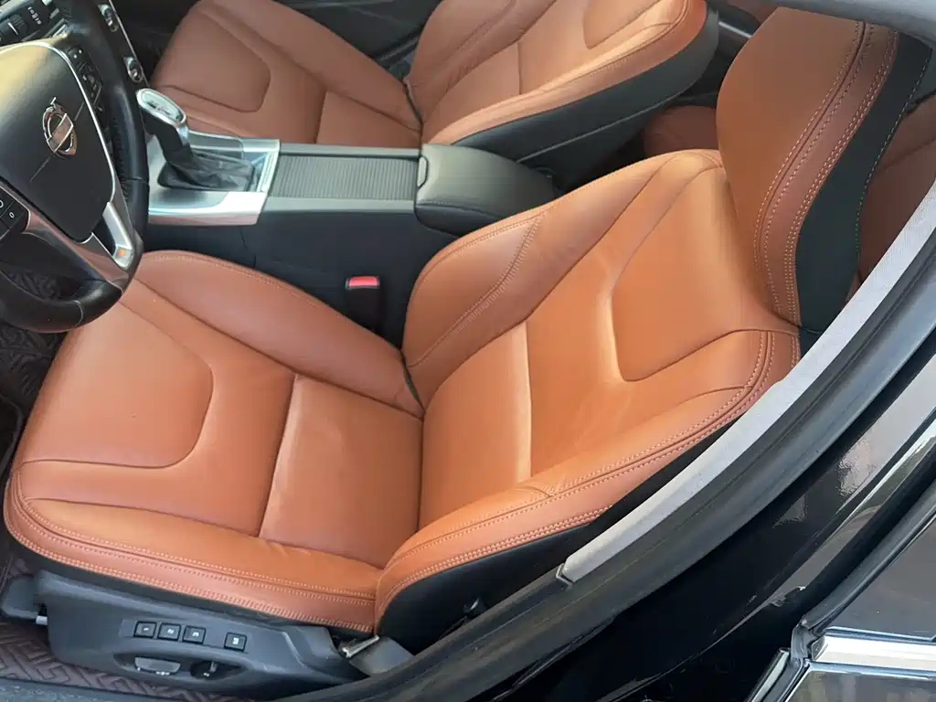 VOLVO S60 IMPORT 2013