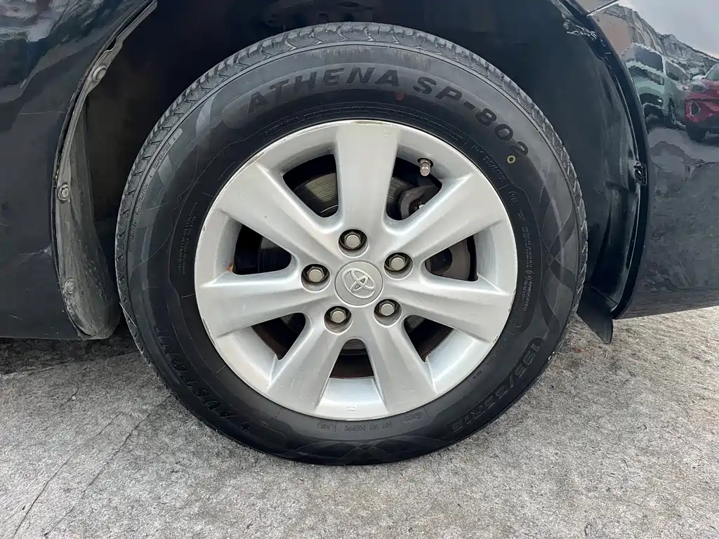 TOYOTA COROLLA 2012