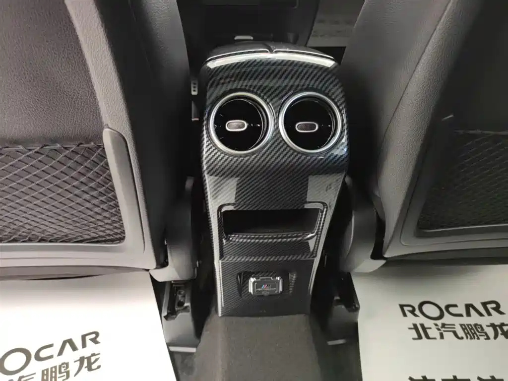 MERCEDES BENZ GLB 2023
