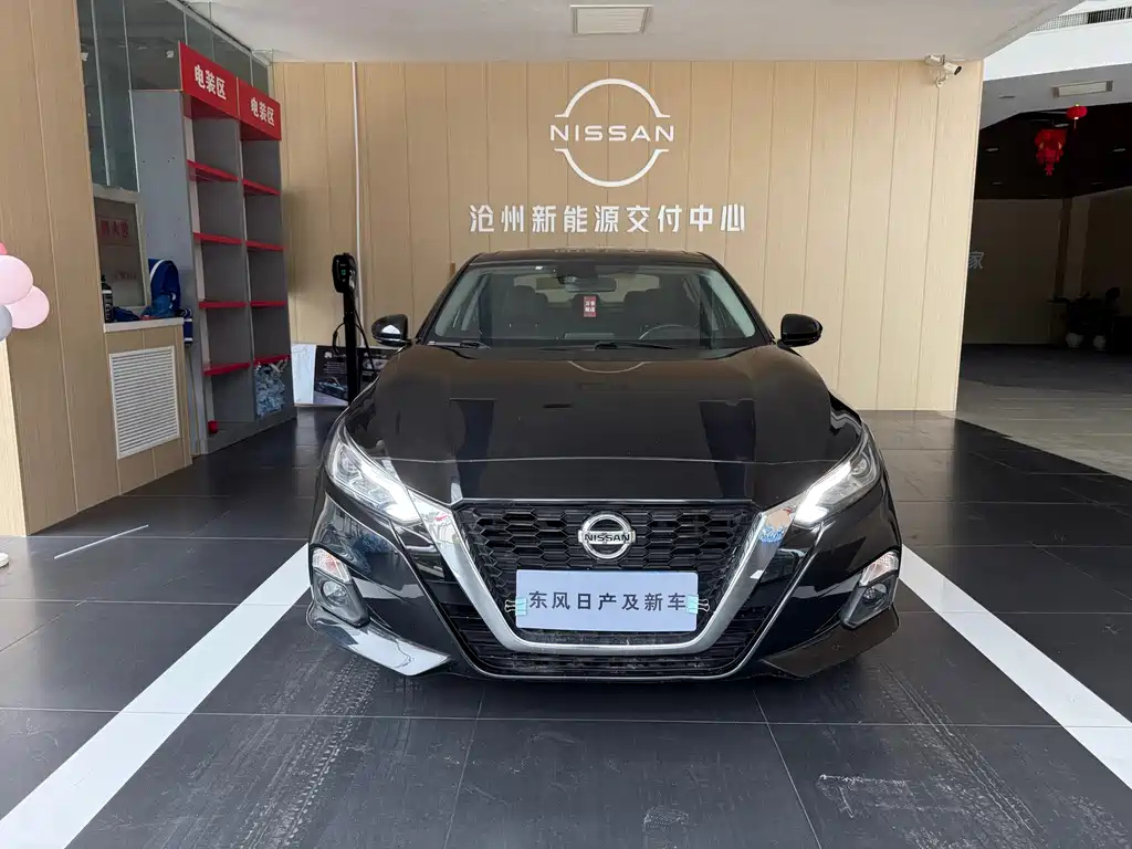 NISSAN TEANA 2021