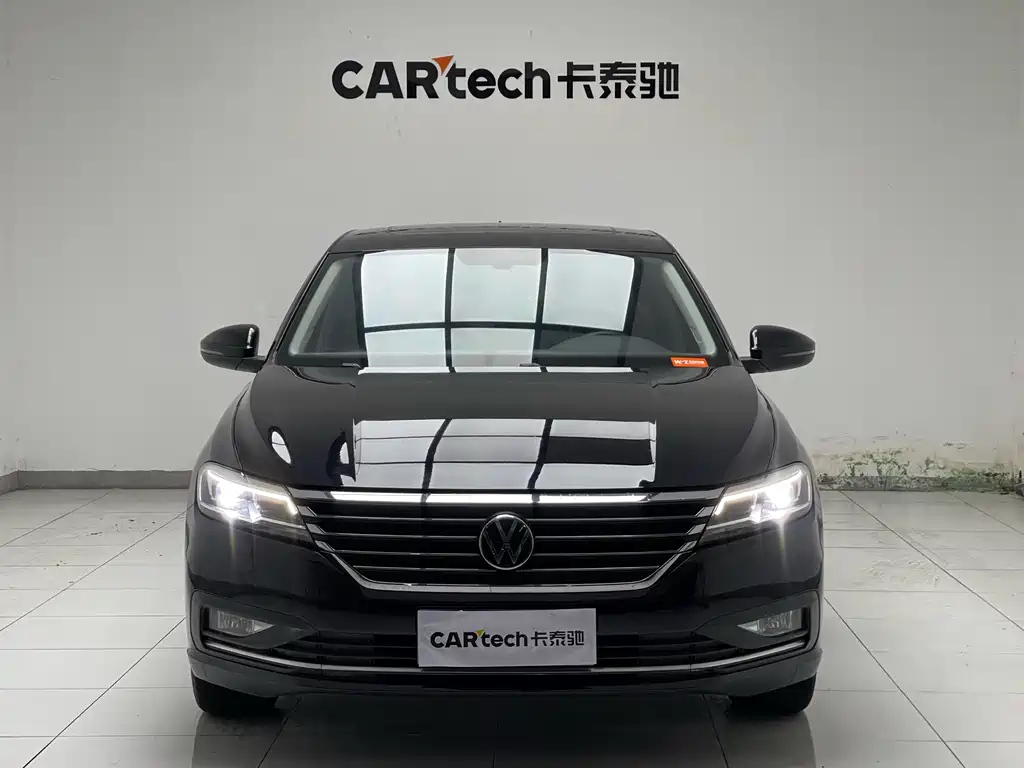 VOLKSWAGEN LAVIDA 2022