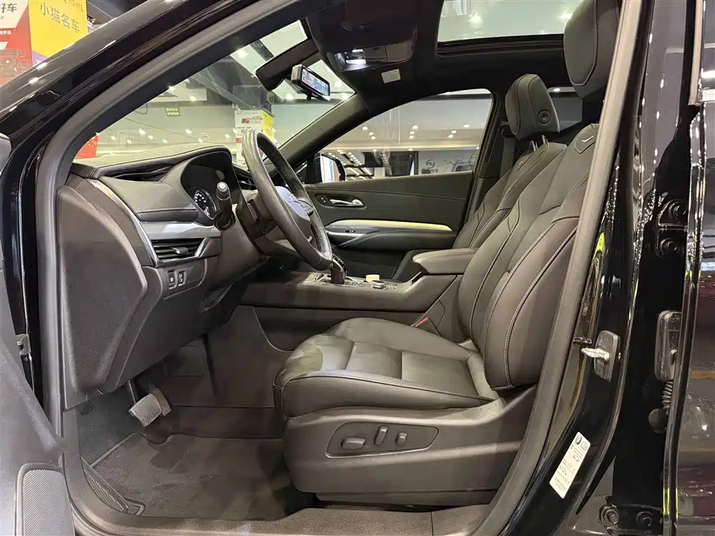 CADILLAC XT4 2020