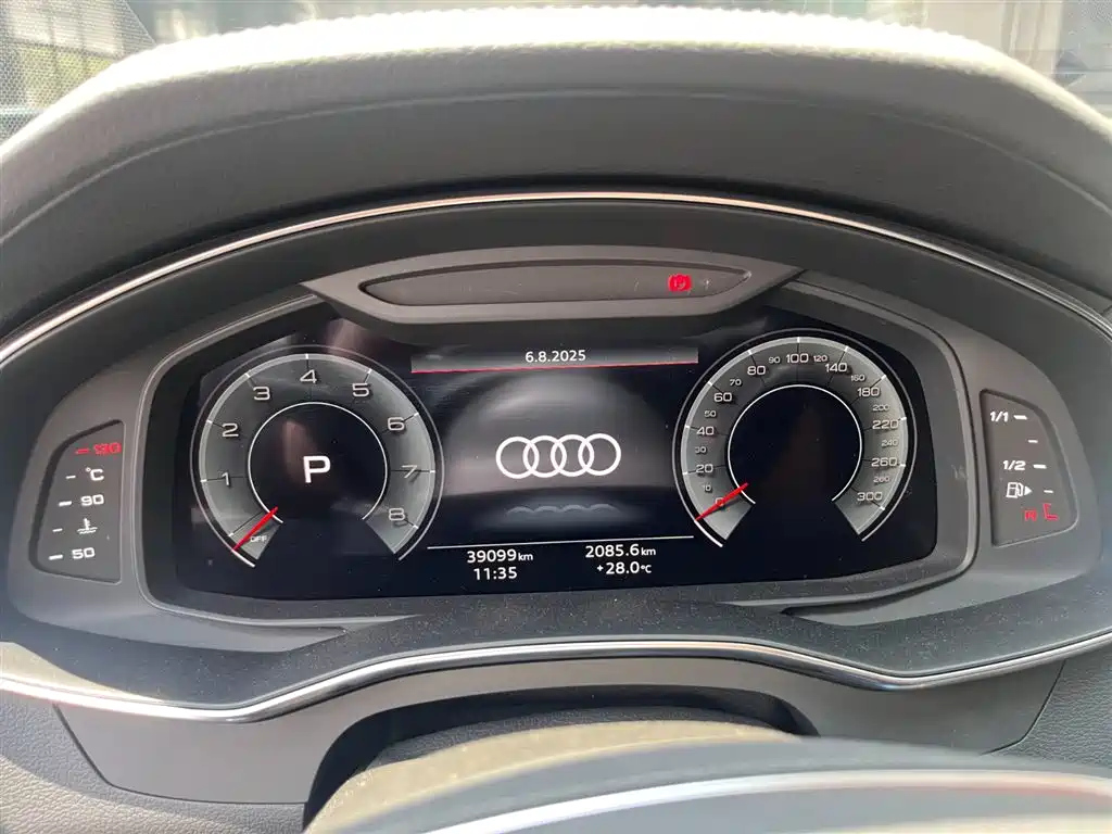 AUDI A7 2023