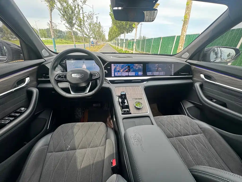 GEELY AUTO MONJARO 2025