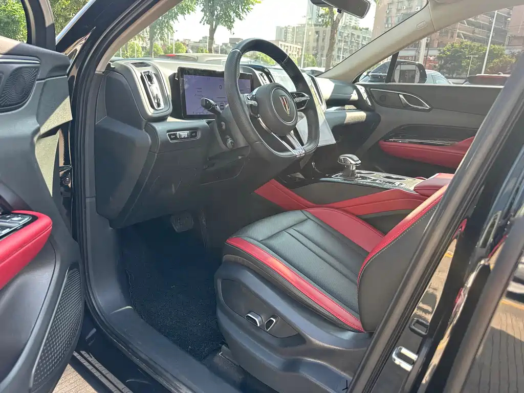 HONGQI HS3 2023