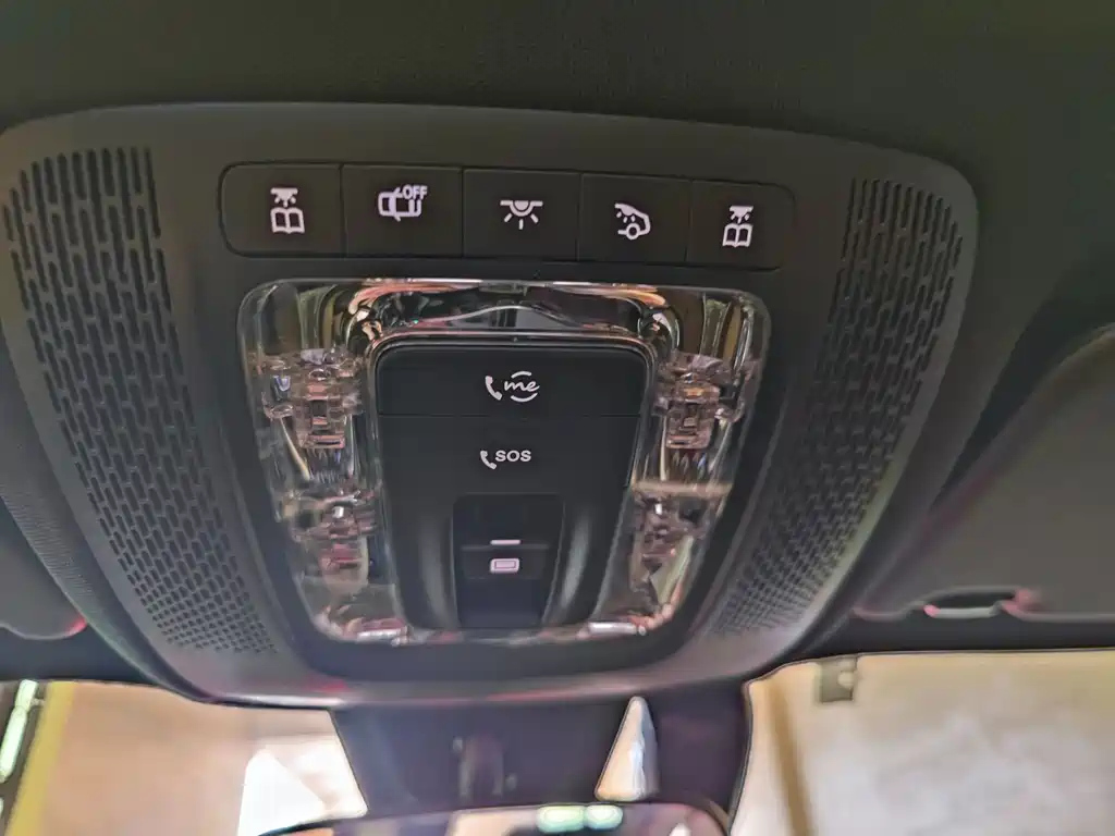 MERCEDES BENZ GLB 2021