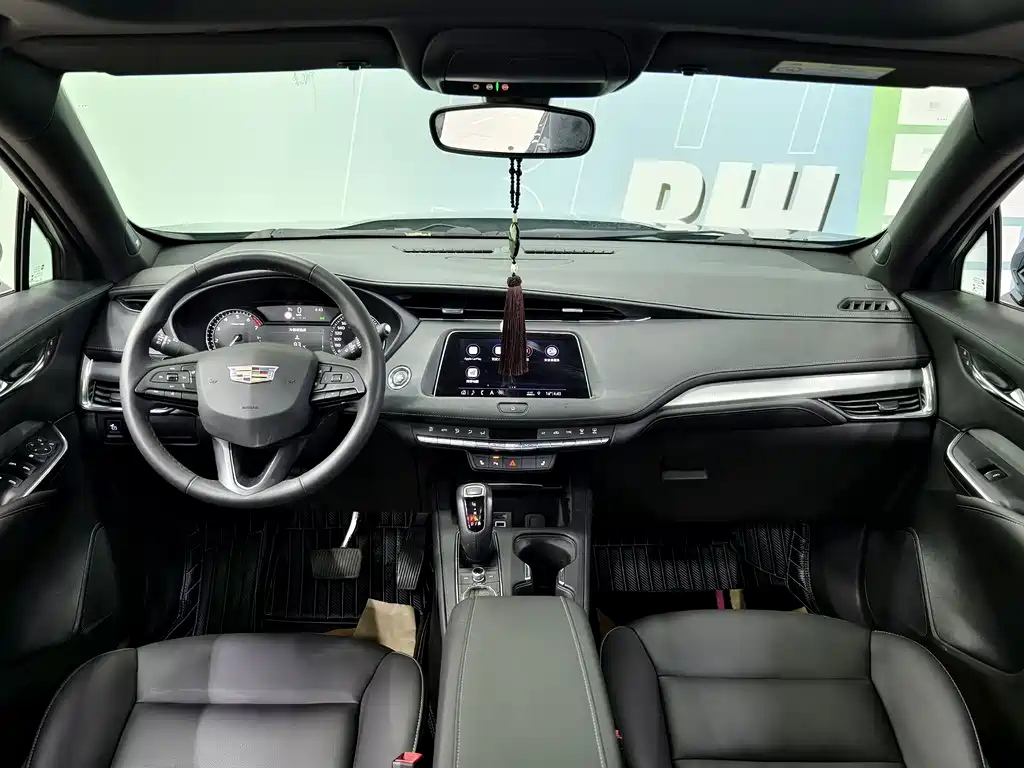 CADILLAC XT4 2019