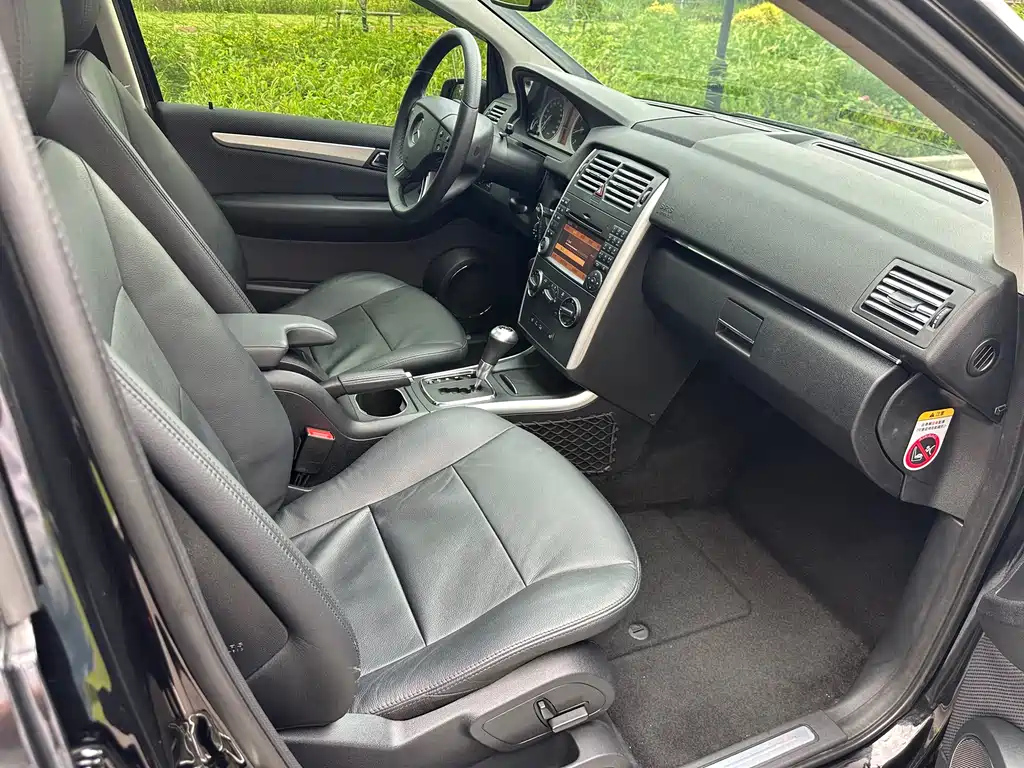 MERCEDES BENZ B-CLASS 2009