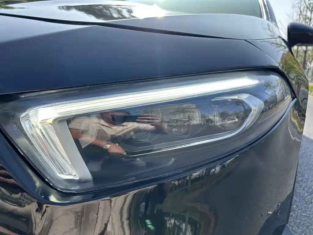 MERCEDES BENZ A-CLASS 2021