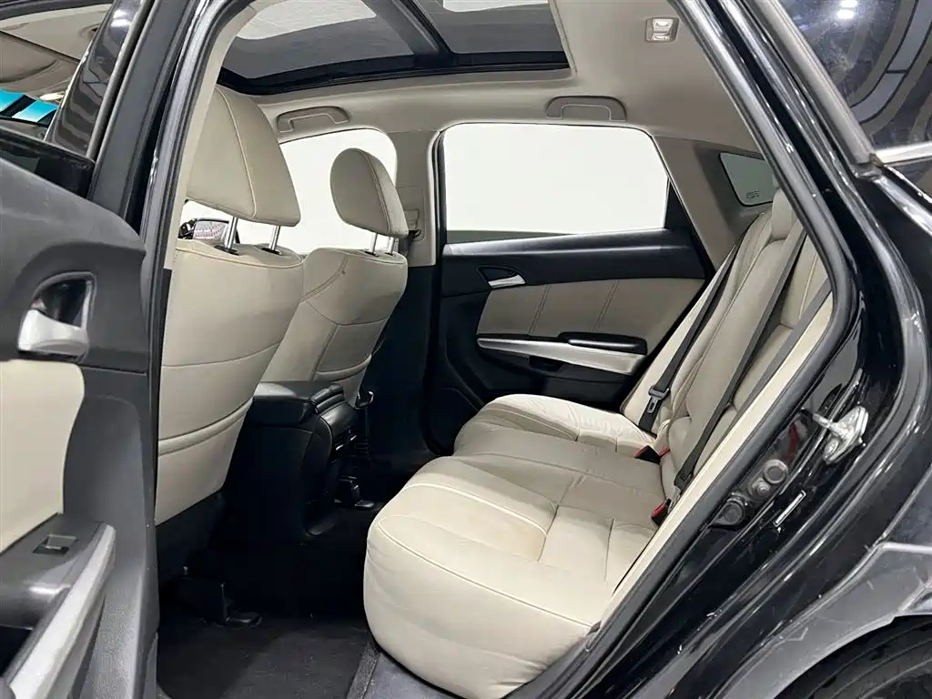 HONDA CROSSTOUR 2014