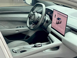 ZEEKR 001 2025 YEAR WE EDITION 100KWH 2025