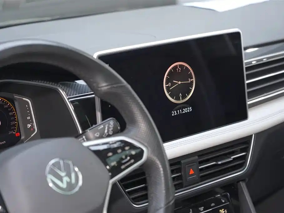 VOLKSWAGEN TIGUAN L 2022