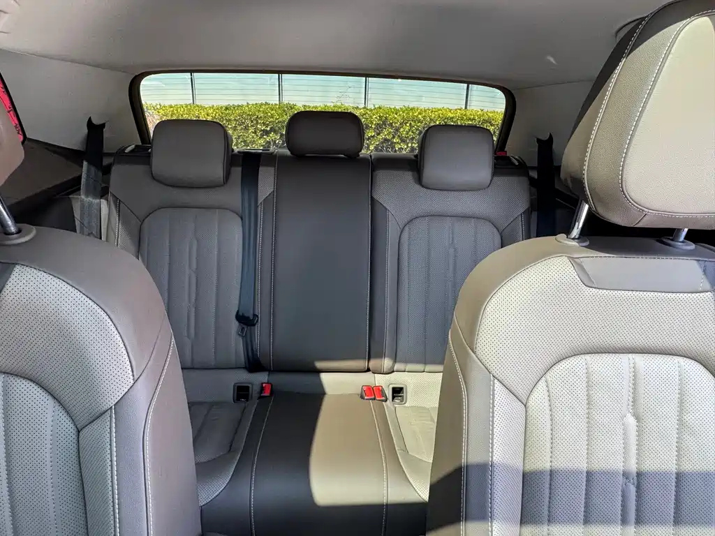 VOLKSWAGEN VILORAN 2022
