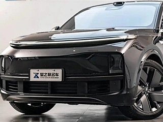 LI AUTO L8  2025