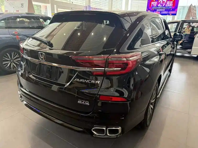 HONDA AVANCIER 2020