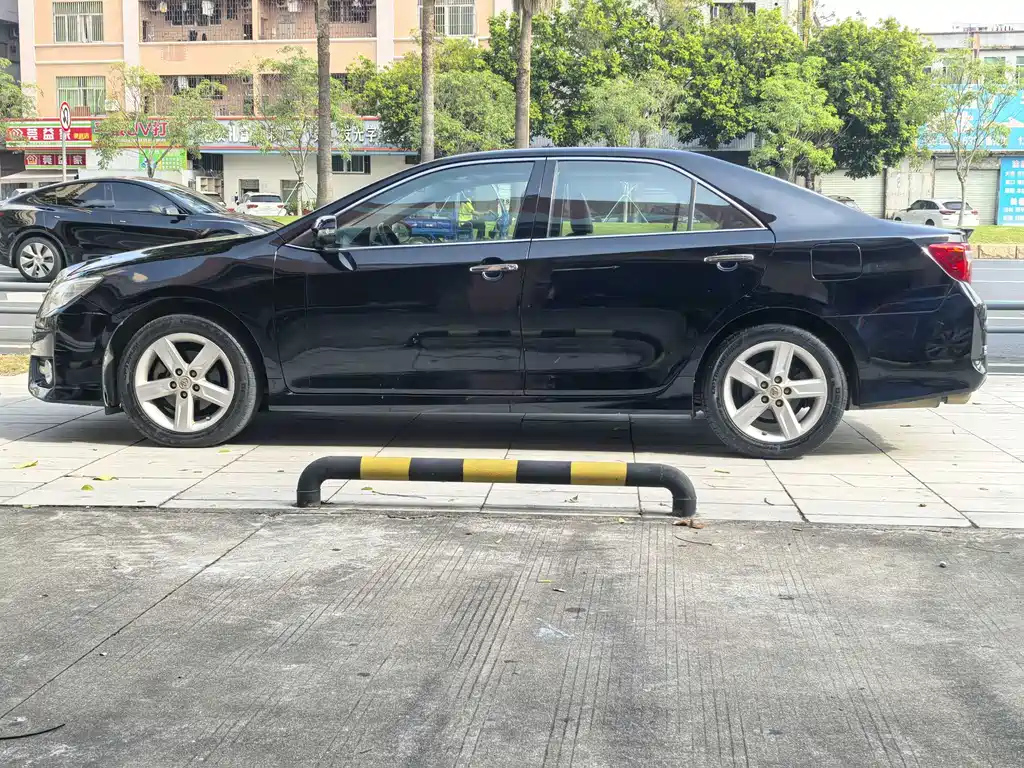 TOYOTA CAMRY 2014