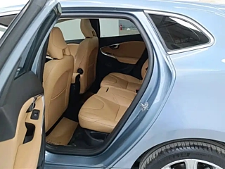 VOLVO V40  2019 YEAR T3  ELEGANT EDITION 2019