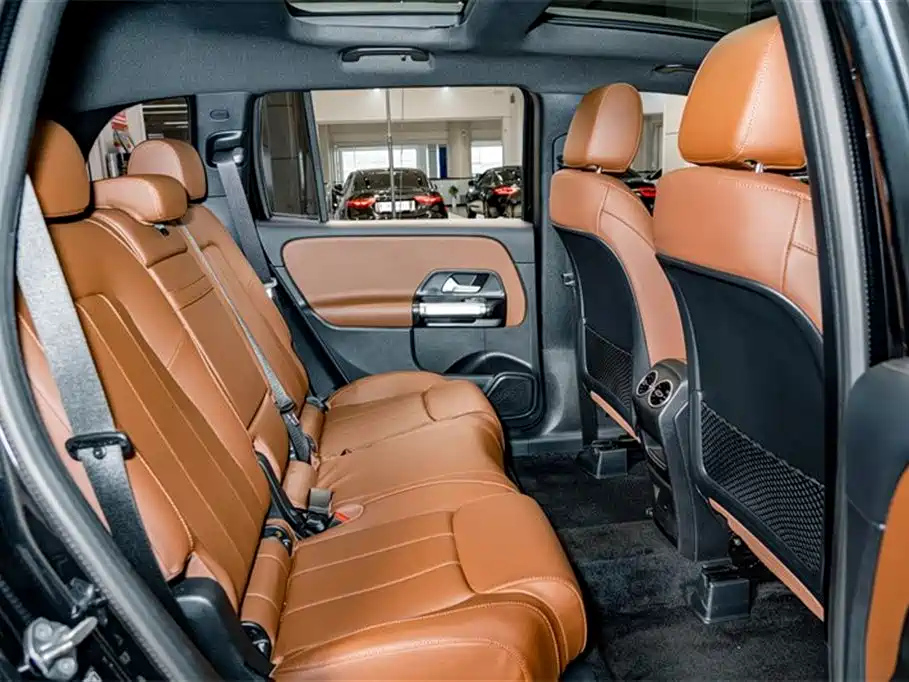 MERCEDES BENZ GLB 2023