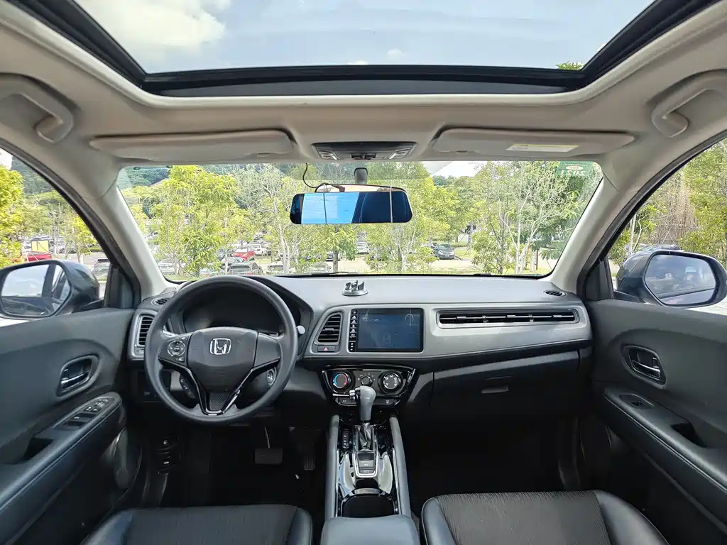 HONDA VEZEL 2019
