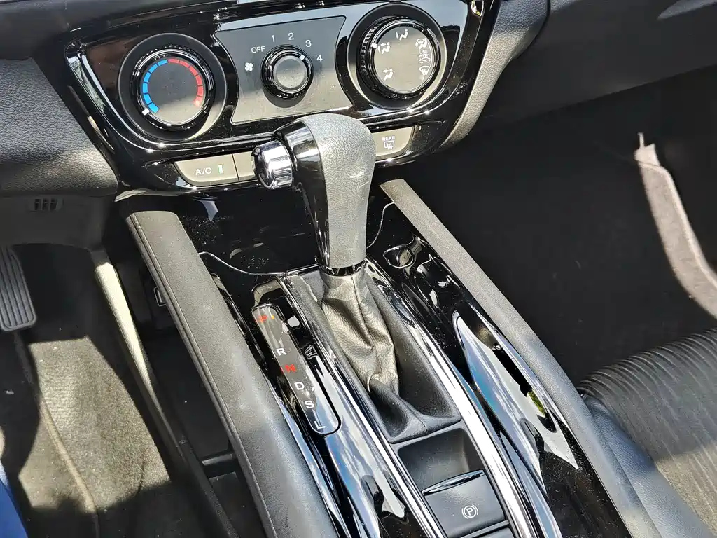HONDA VEZEL 2019