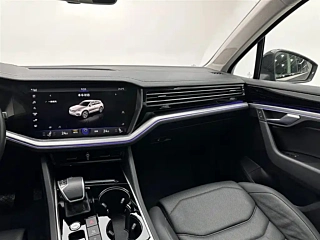 VOLKSWAGEN TOUAREG  2023 YEAR 3.0TSI SHARP & 2023