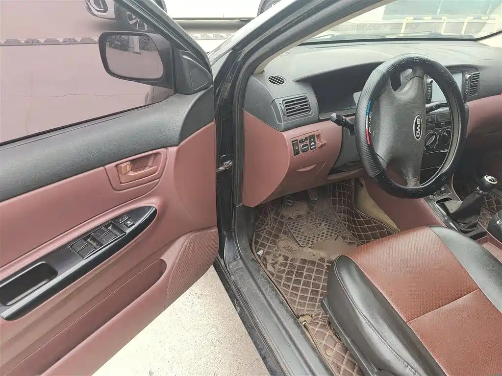 BYD F3 2012