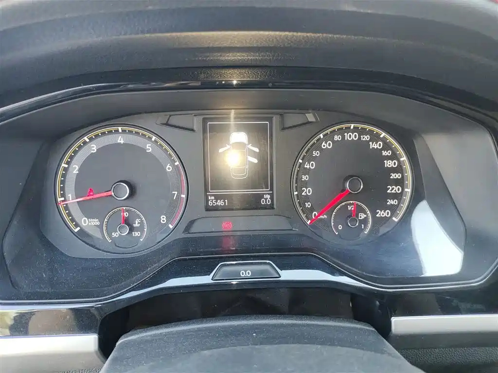 VOLKSWAGEN BORA 2019