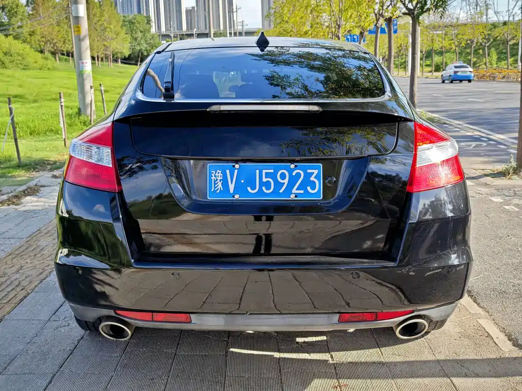 HONDA CROSSTOUR 2014
