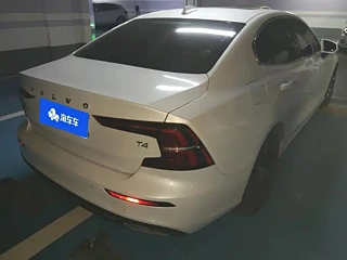 VOLVO S60  2021 YEAR T4  DELUXE EDITION 2021