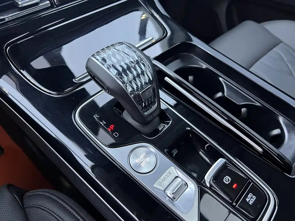 TRUMPCHI M8 2024