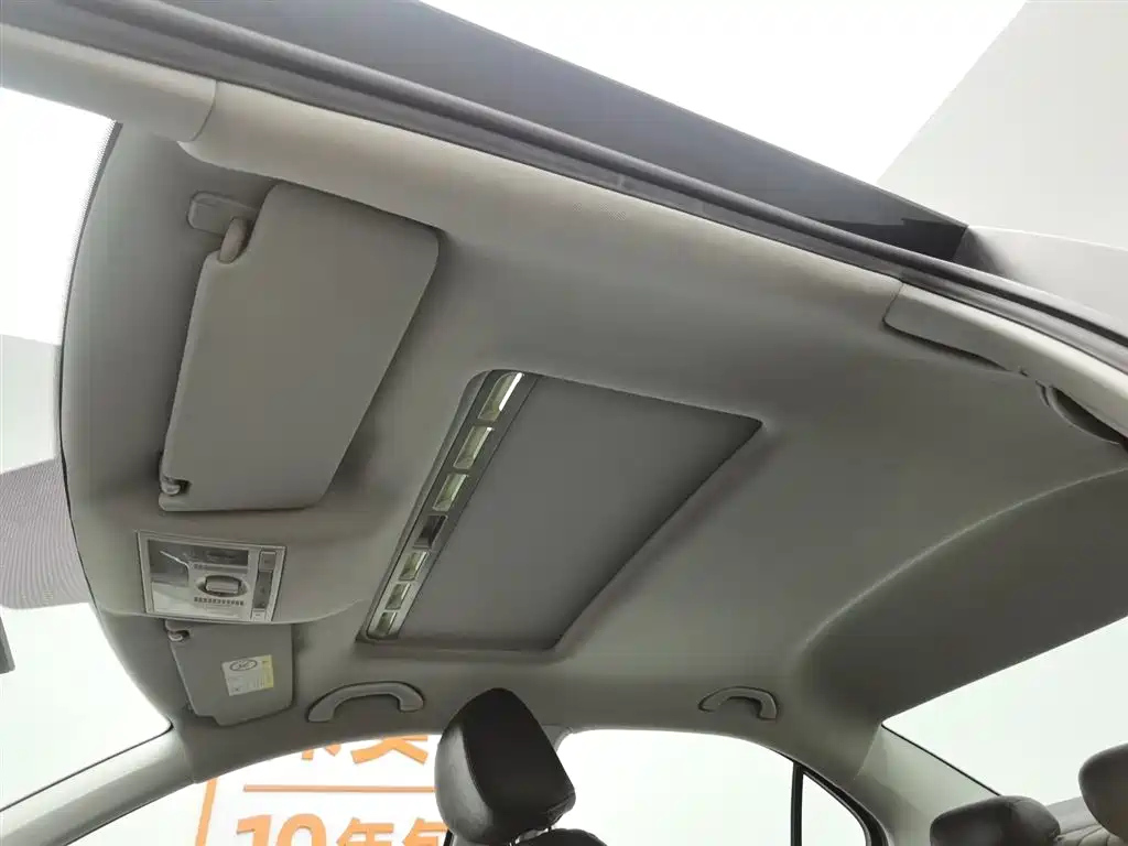VOLKSWAGEN JETTA 2016