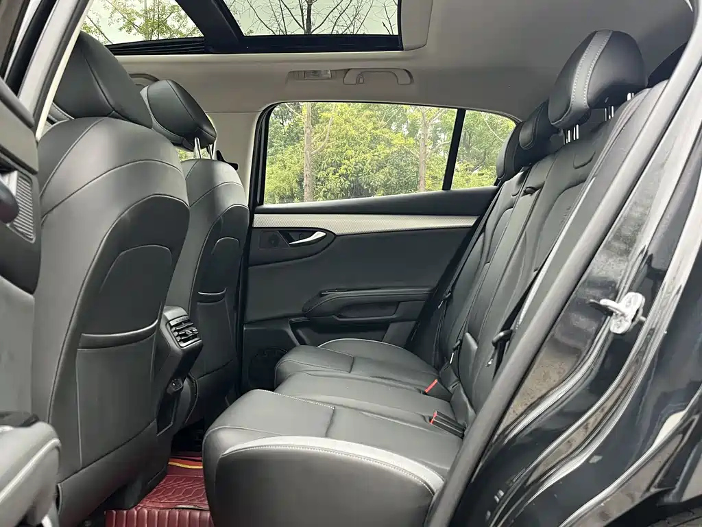 QOROS 7 2020