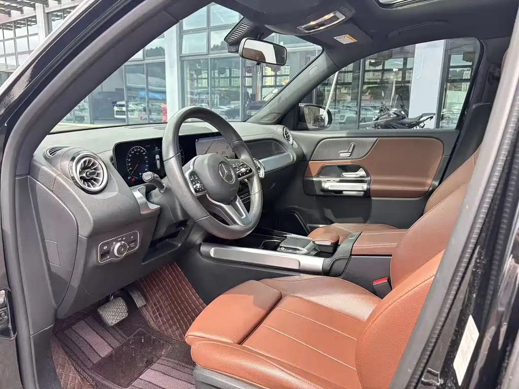 MERCEDES BENZ GLB 2022