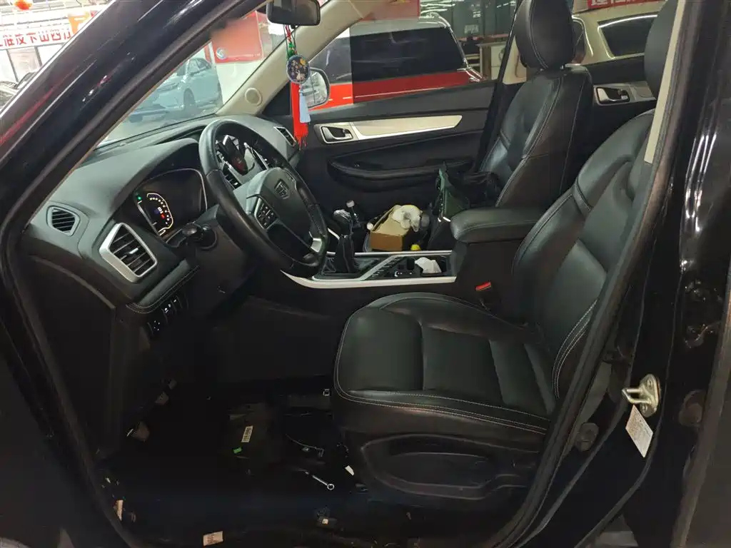 GEELY AUTO VISION X6 2018