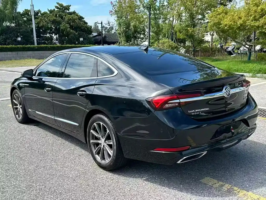 BUICK LACROSSE 2019