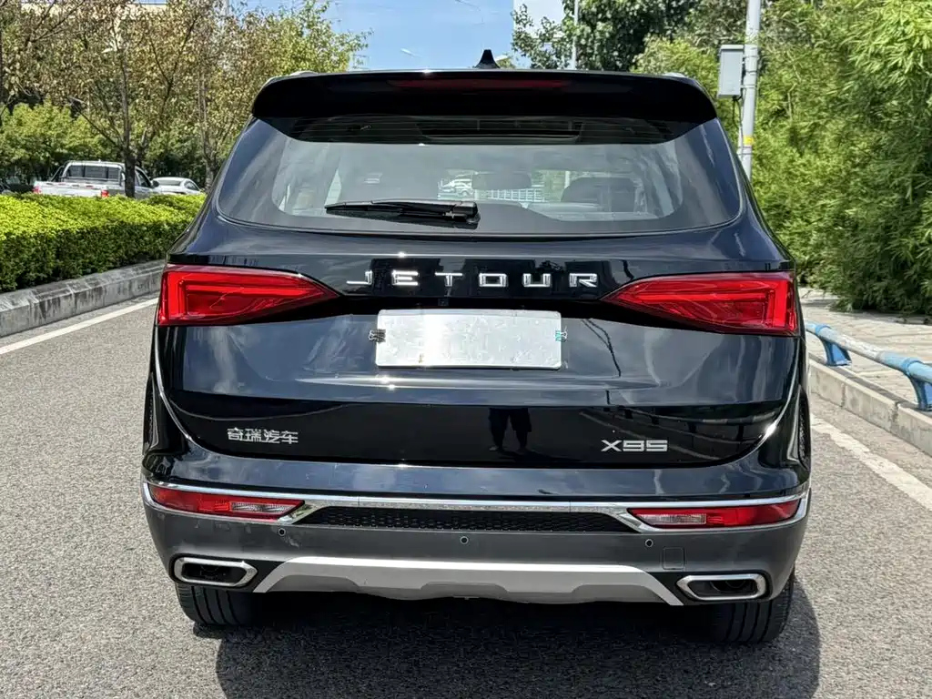 JETOUR X95 2022